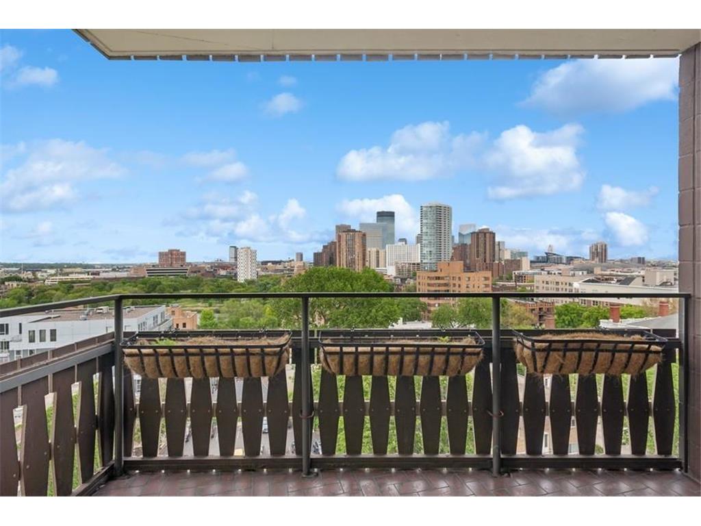 400 Groveland Avenue #912 Minneapolis MN 55403 6670880 image1