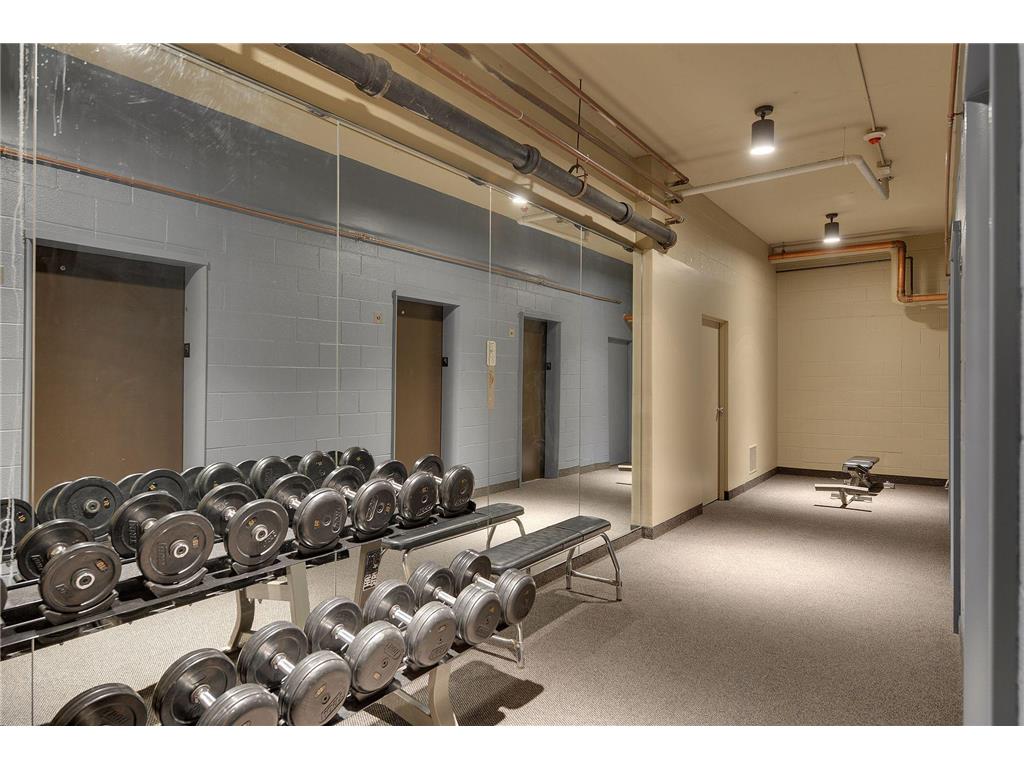 400 Groveland Avenue #914 Minneapolis MN 55403 7033680 image35