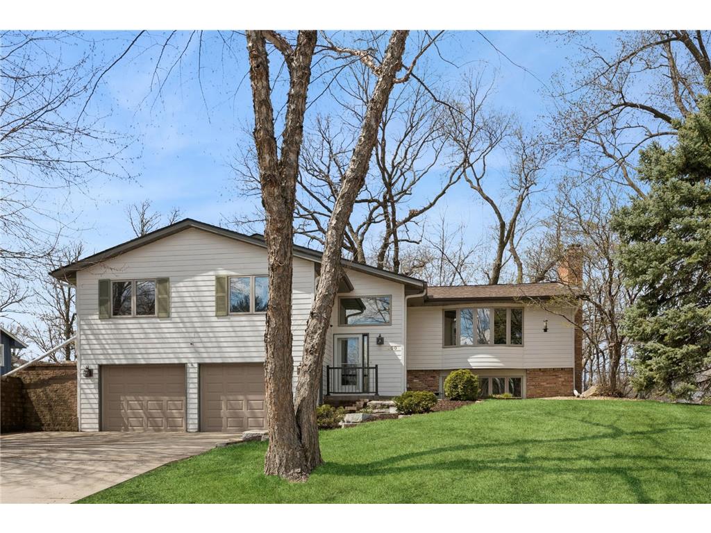 400 Hemlock Drive Burnsville MN 55337 6701840 image1