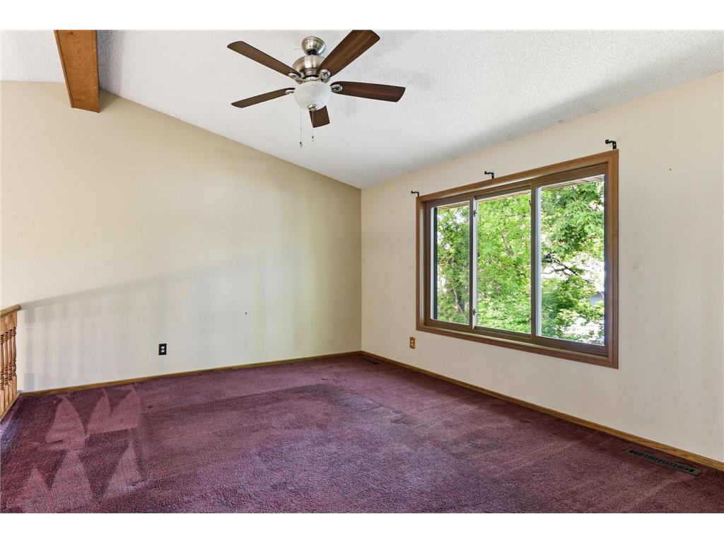 400 Interlachen Road Burnsville MN 55306 7083206 image11