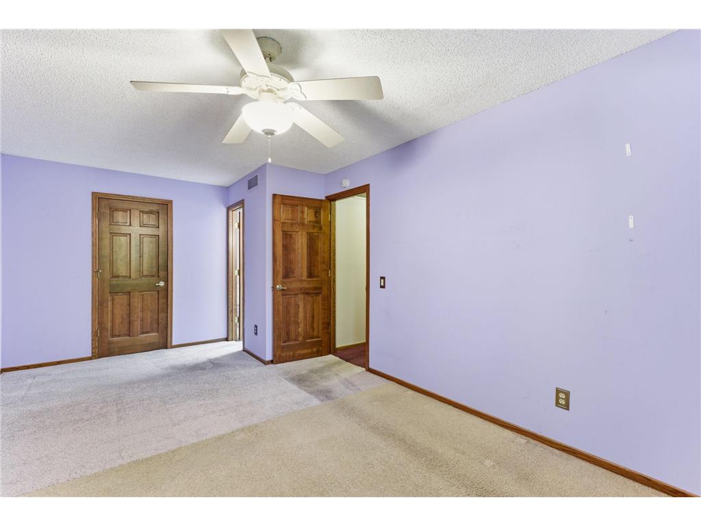 400 Interlachen Road Burnsville MN 55306 7083206 image16