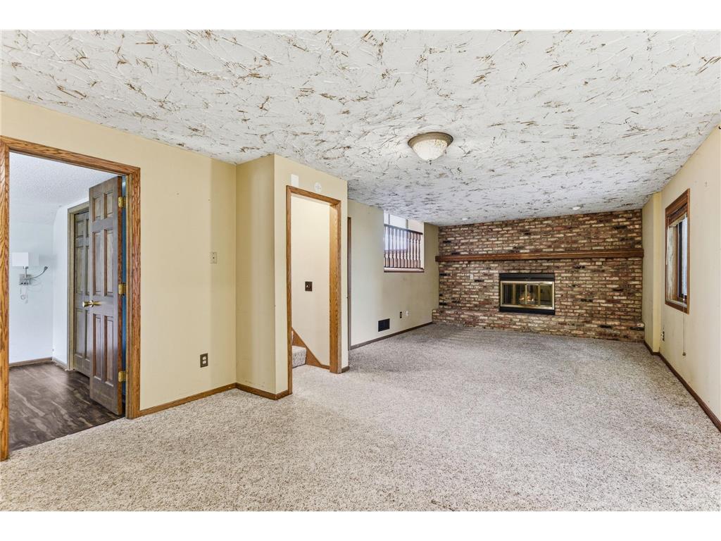 400 Interlachen Road Burnsville MN 55306 7083206 image21