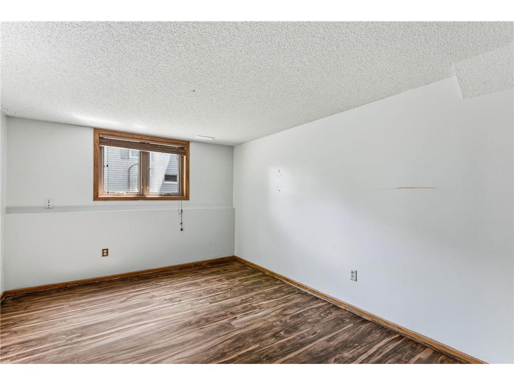 400 Interlachen Road Burnsville MN 55306 7083206 image25