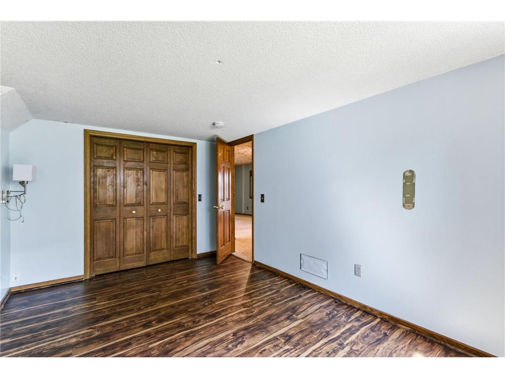 400 Interlachen Road Burnsville MN 55306 7083206 image26
