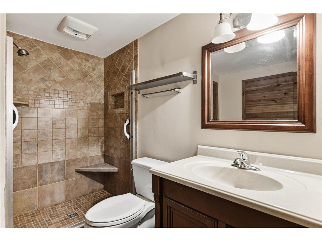 400 Interlachen Road Burnsville MN 55306 7083206 image27