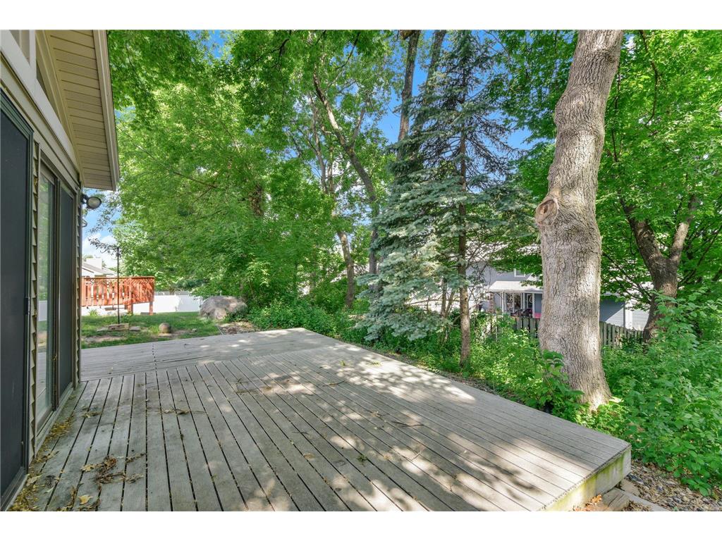 400 Interlachen Road Burnsville MN 55306 7083206 image31
