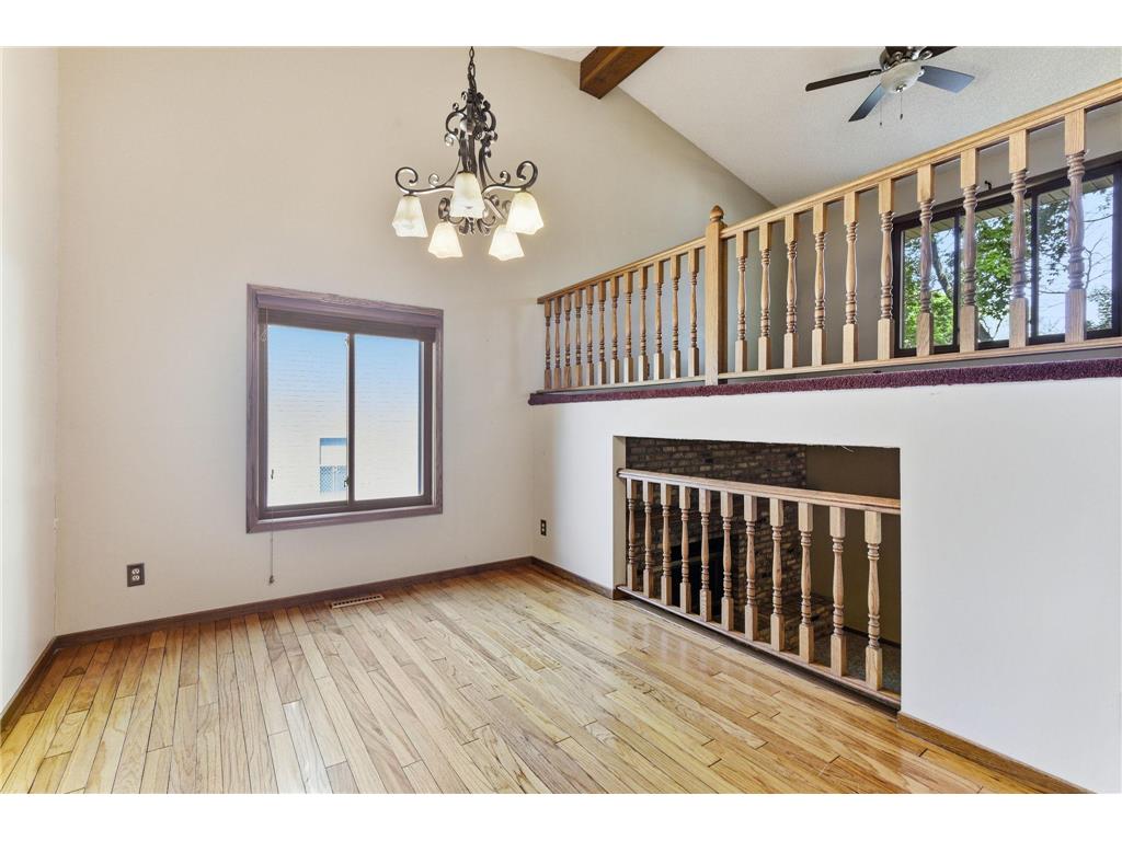 400 Interlachen Road Burnsville MN 55306 7083206 image8