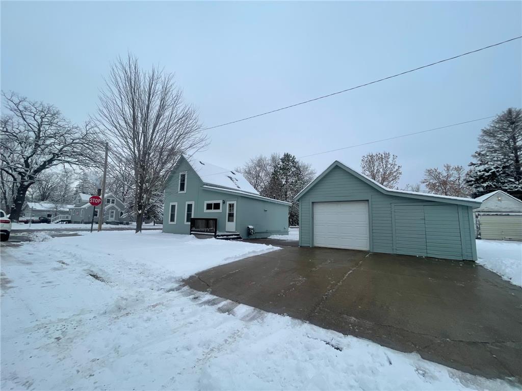 400 Lindbergh Drive NW, Little Falls, MN 56345 MLS 6307648 Edina