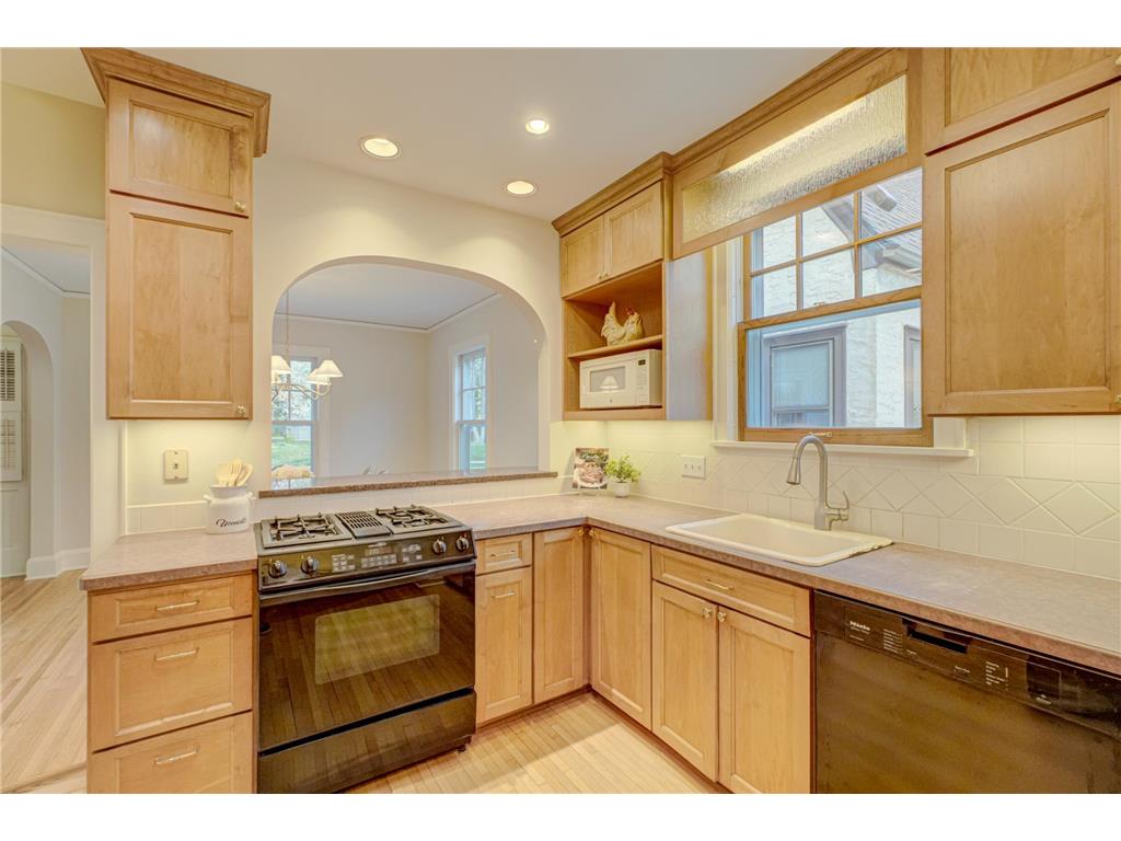 400 Macalester Street Saint Paul MN 55105 6823605 image17