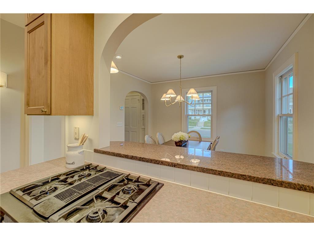 400 Macalester Street Saint Paul MN 55105 6823605 image18