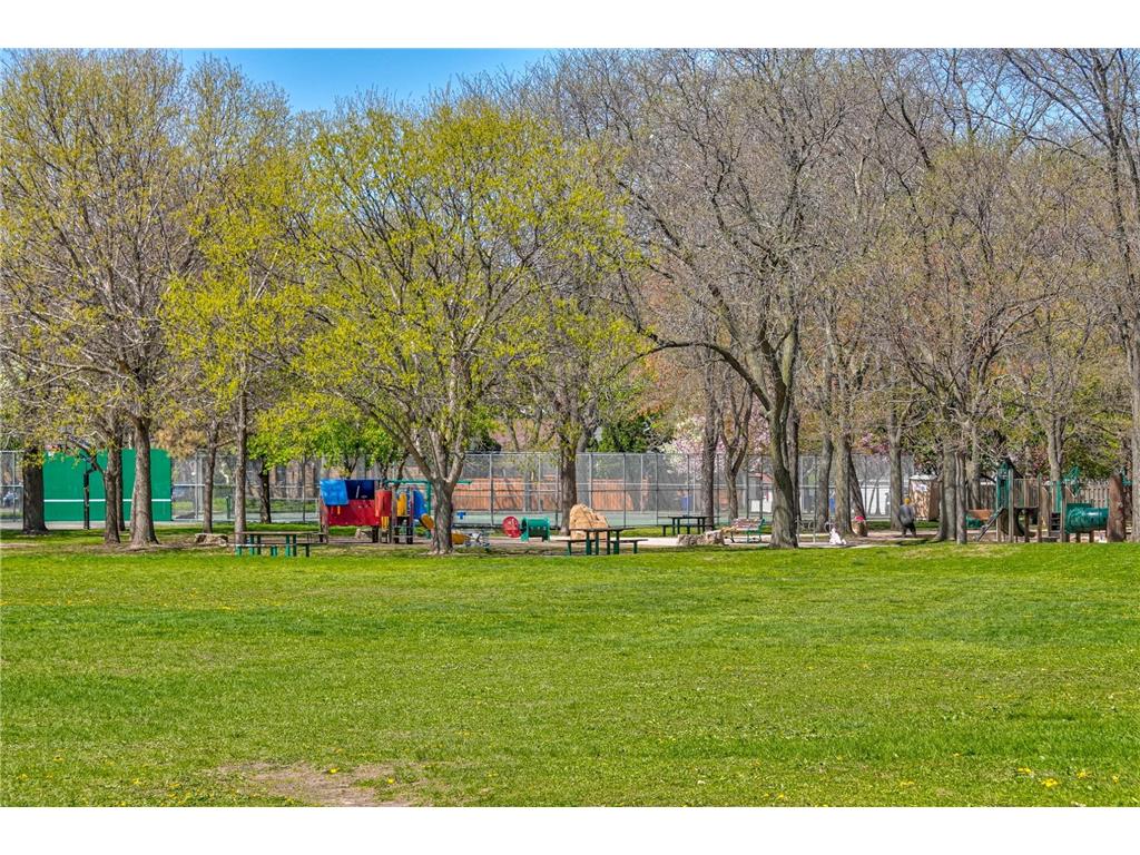 400 Macalester Street Saint Paul MN 55105 6823605 image34