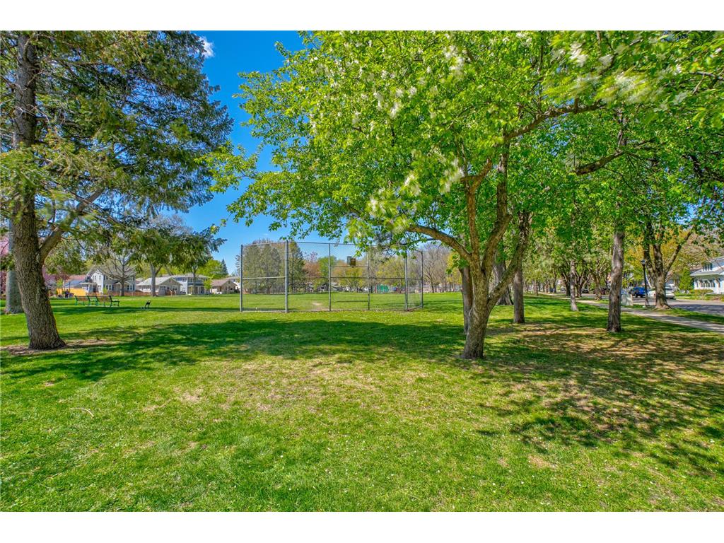 400 Macalester Street Saint Paul MN 55105 6823605 image35