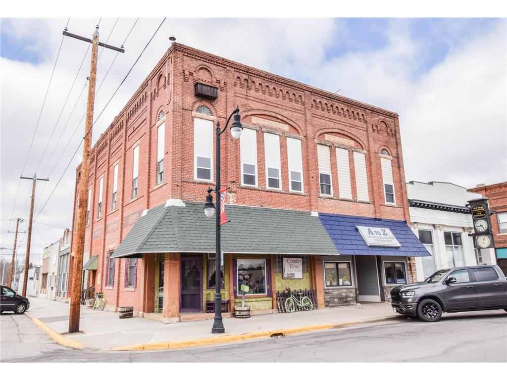 400 Main Street N, Renville, MN, 56284 MLS 6181047 Edina Realty