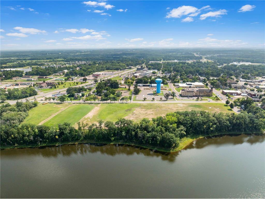 400 Maple Ave E Mora MN 55051 - Mora 6781831 image25