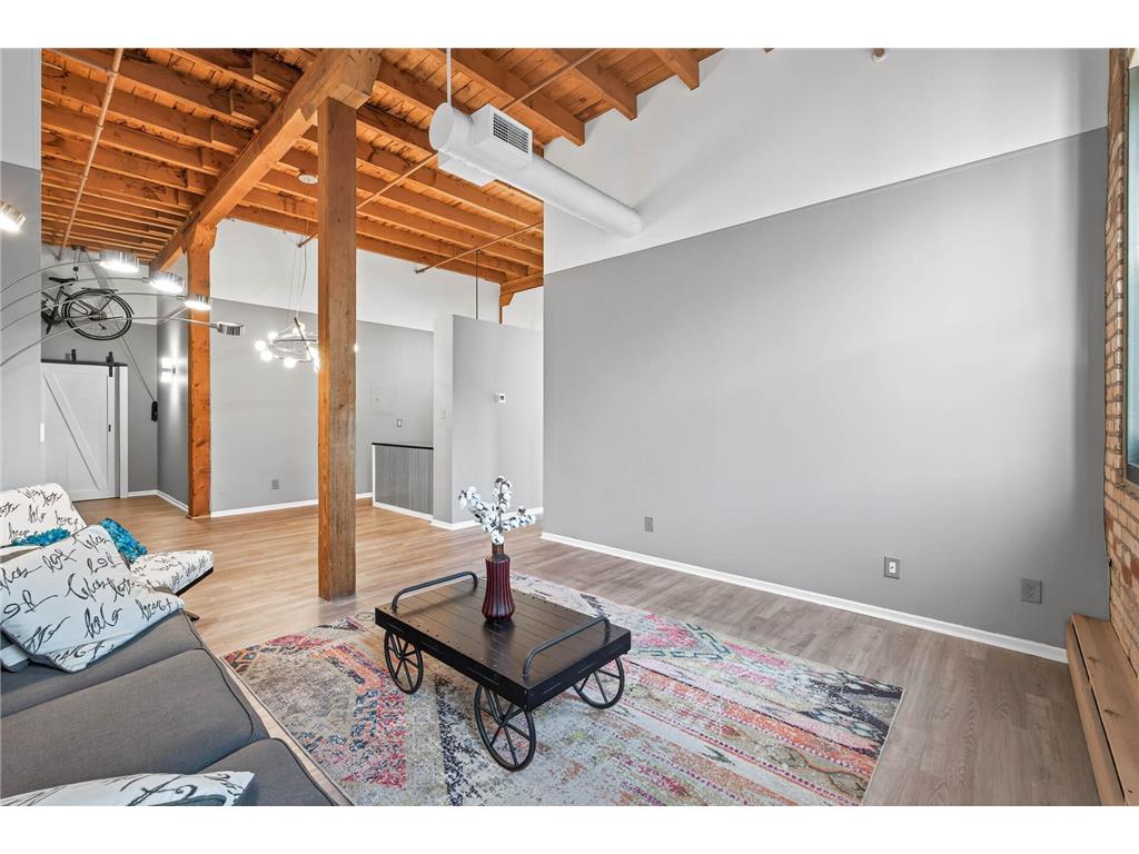 400 N 1st Street #611 Minneapolis MN 55401 6818067 image4