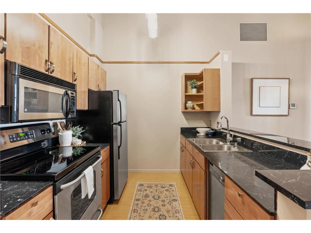 400 N 1st Street #614 Minneapolis MN 55401 7026053 image4