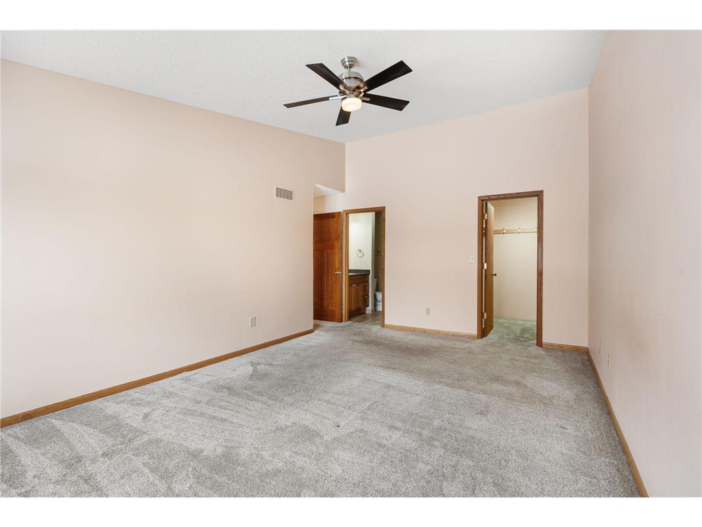 400 Oakland Place NE #9 Austin MN 55912 6826009 image20