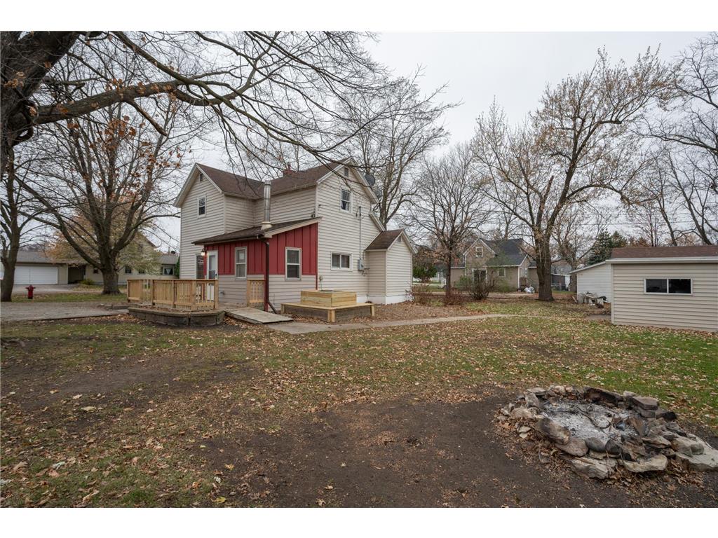 400 Olive Street West Concord MN 55985 6458572 image1