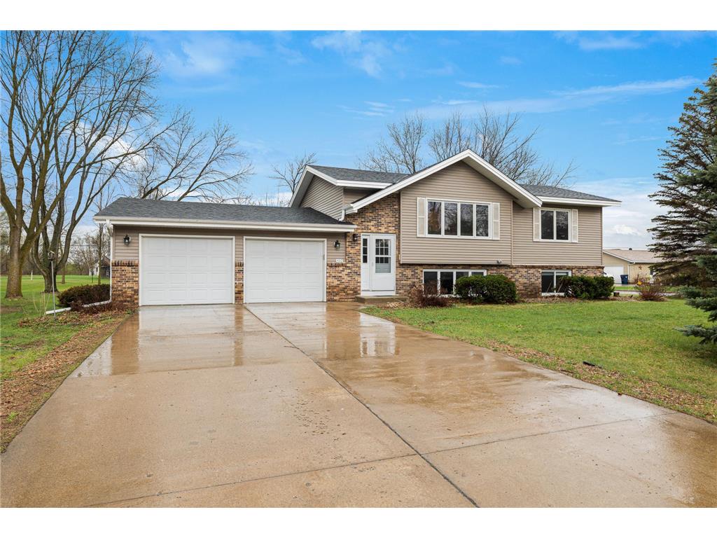 400 Park Avenue SE Pierz MN 56364 7058454 image1