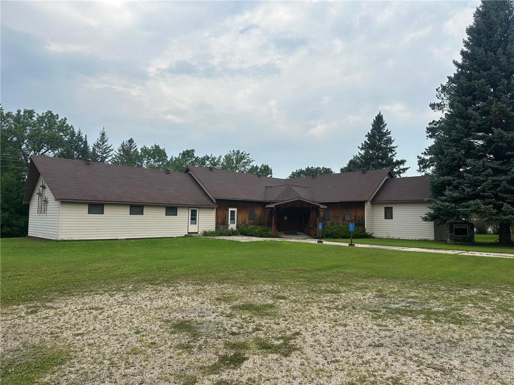 400 Park Avenue Williams MN 56686 6772152 image1