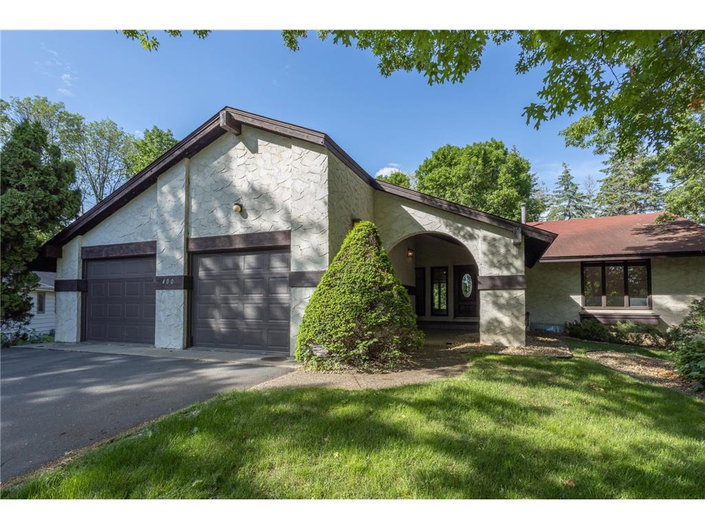 400 Reflection Road Apple Valley MN 55124 - Alimagnet 6341196 image1