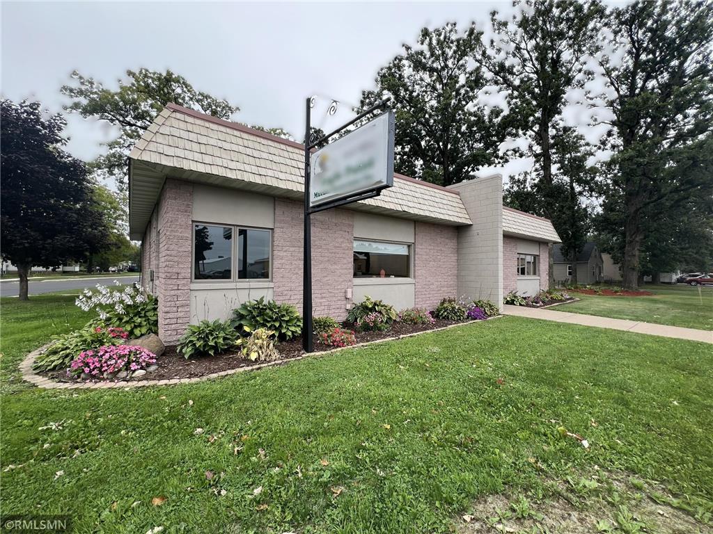 400 S Main Street Luck WI 54853 6593599 image1