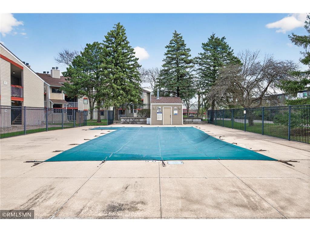 400 Shelard Parkway #203 Saint Louis Park MN 55426 7063150 image26