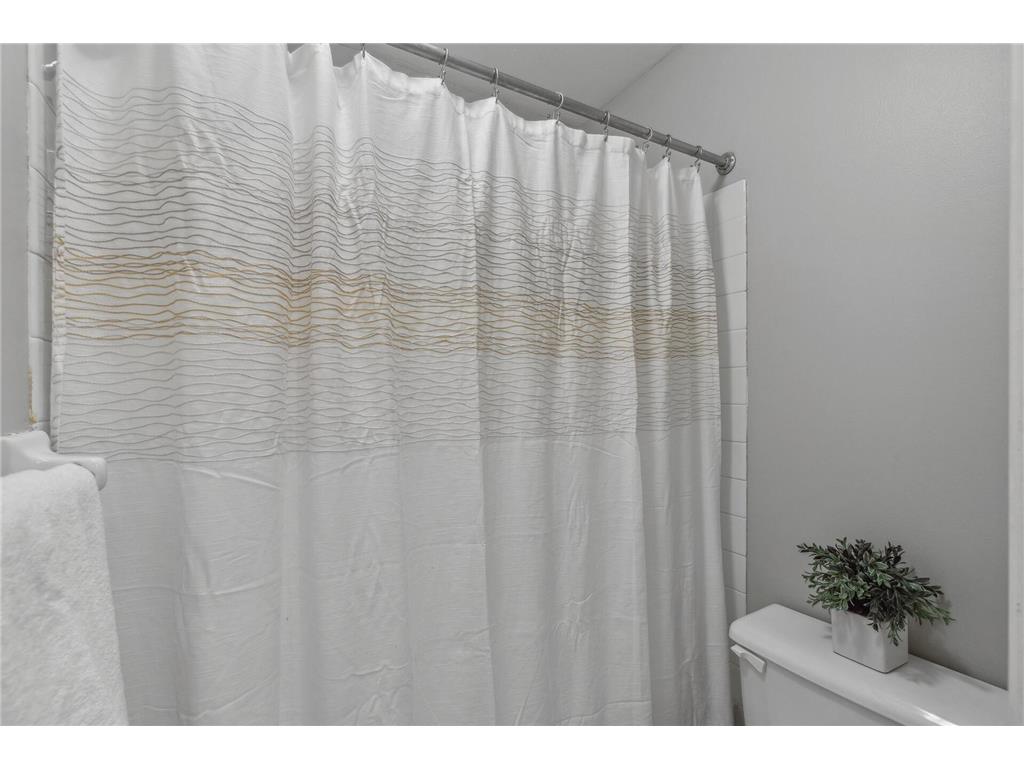 400 Shelard Parkway #303 Saint Louis Park MN 55426 6734540 image16