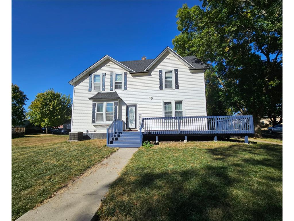 400 Walnut Street SW Sleepy Eye MN 56085 6610831 image1