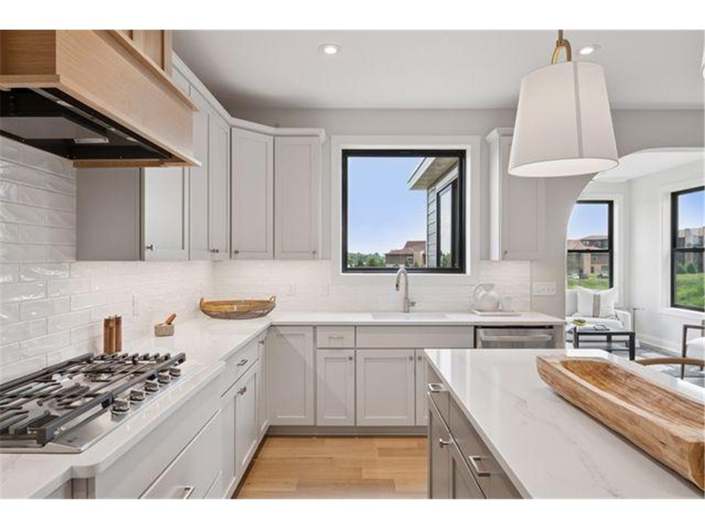 4000 Arbor Drive Woodbury MN 55129 6822159 image13