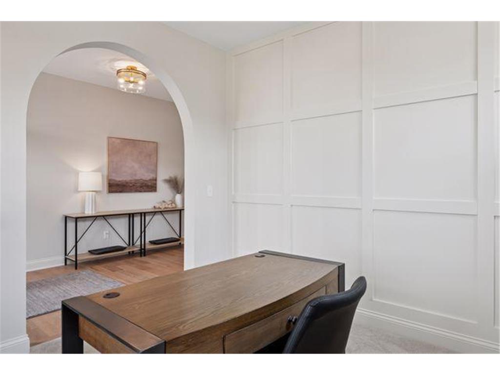 4000 Arbor Drive Woodbury MN 55129 6822159 image18