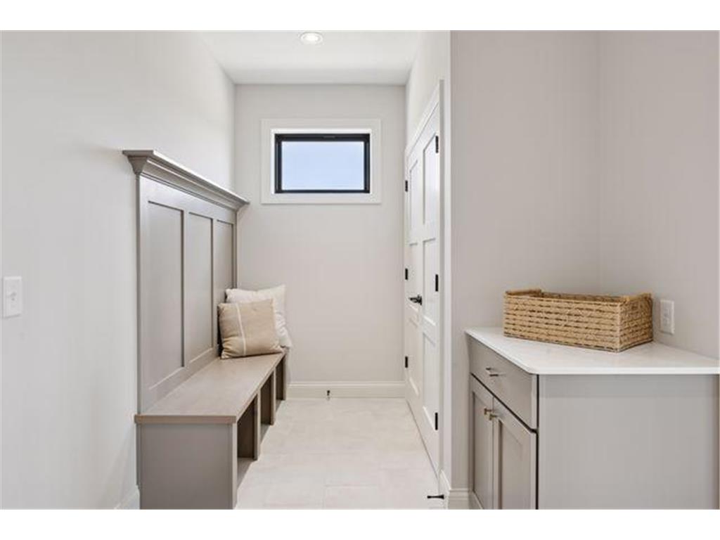 4000 Arbor Drive Woodbury MN 55129 6822159 image20