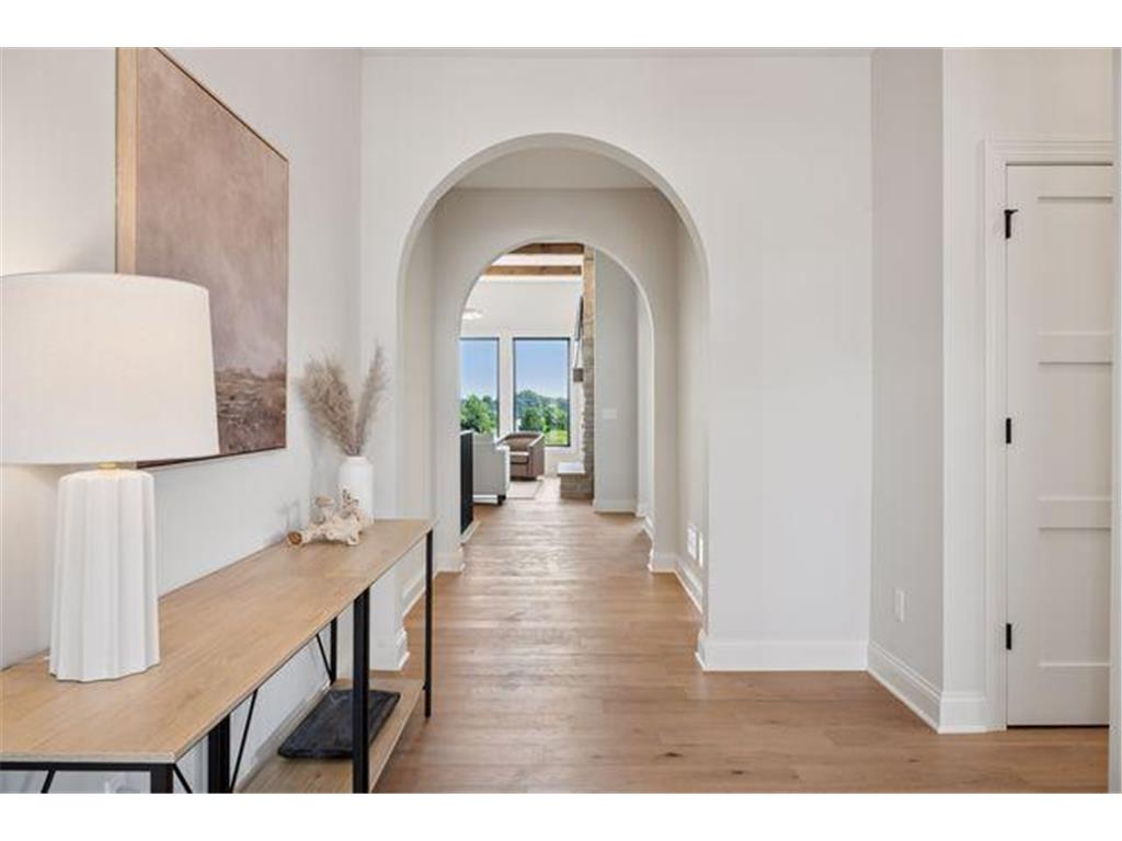 4000 Arbor Drive Woodbury MN 55129 6822159 image3