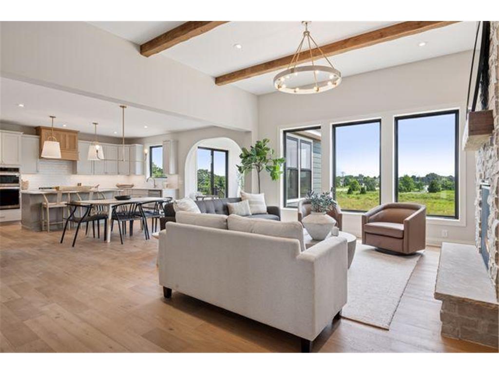 4000 Arbor Drive Woodbury MN 55129 6822159 image4