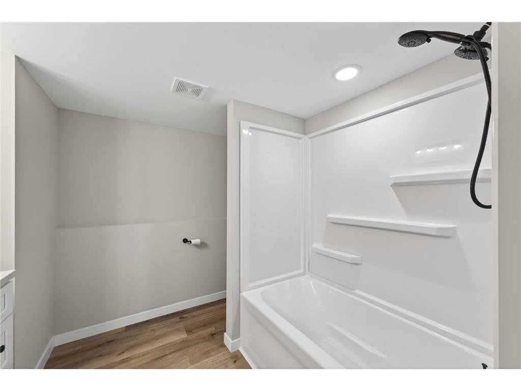 4000 W 137th Street Savage MN 55378 7082564 image16