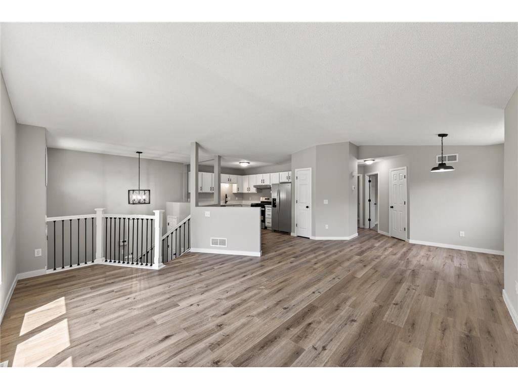 4000 W 137th Street Savage MN 55378 7082564 image2