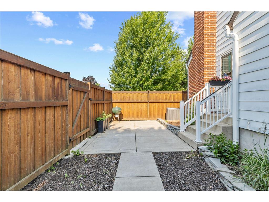 4000 Welcome Avenue N Robbinsdale MN 55422 7042637 image27
