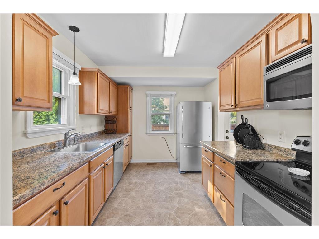 4000 Welcome Avenue N Robbinsdale MN 55422 7042637 image3