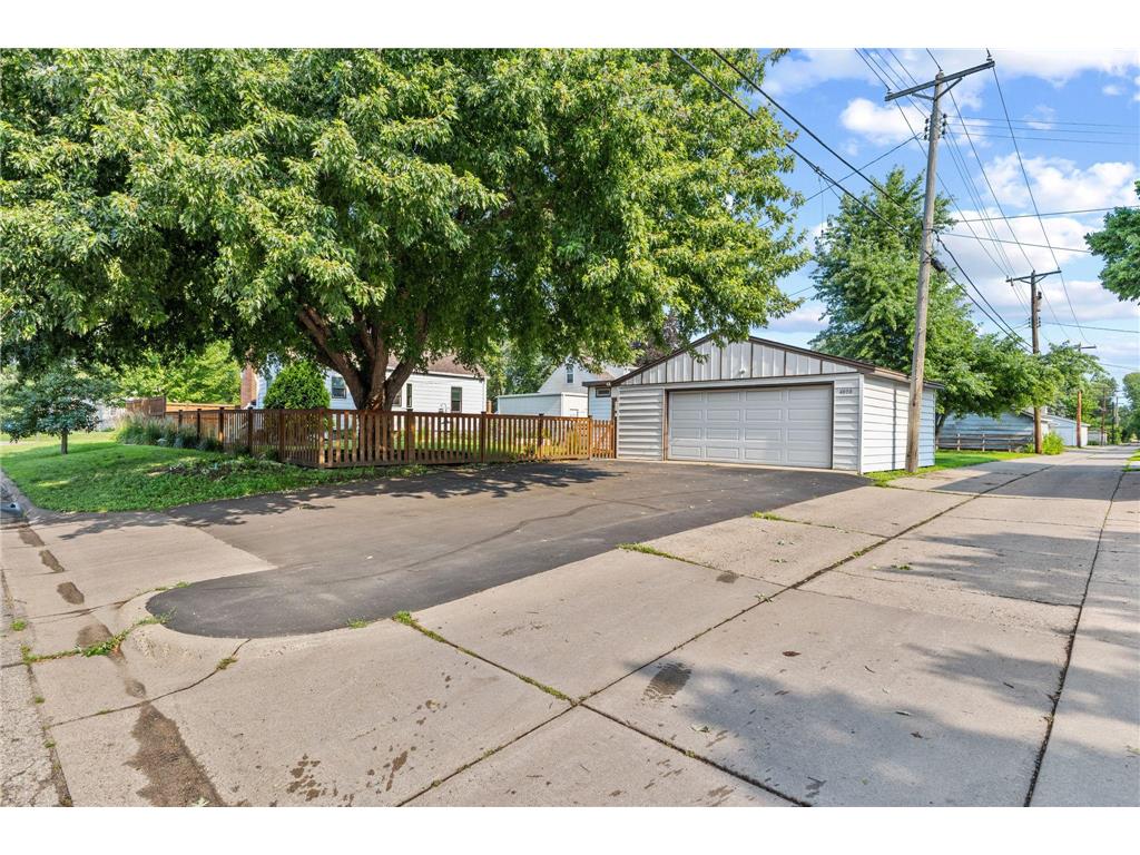 4000 Welcome Avenue N Robbinsdale MN 55422 7042637 image39