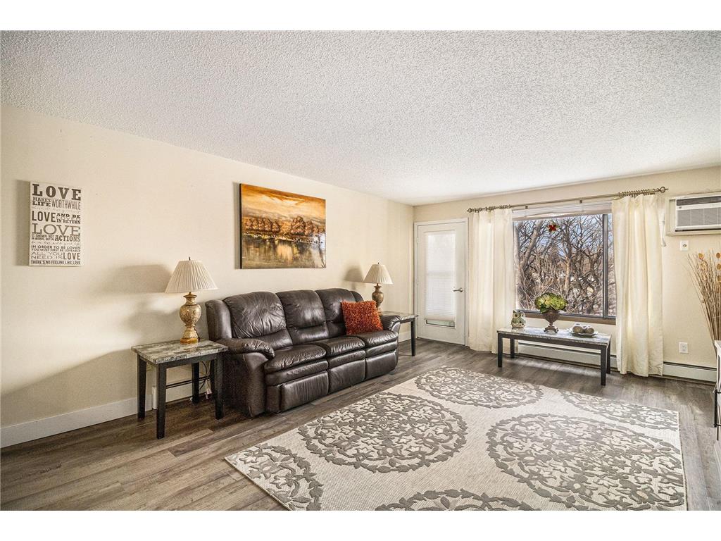 4001 Heritage Hills Drive #304 Bloomington MN 55437 7038316 image3