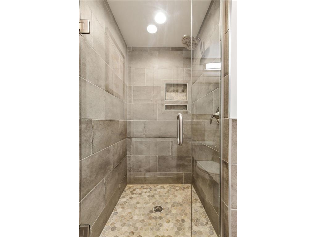 4001 Huntingdon Drive Minnetonka MN 55305 7083657 image20