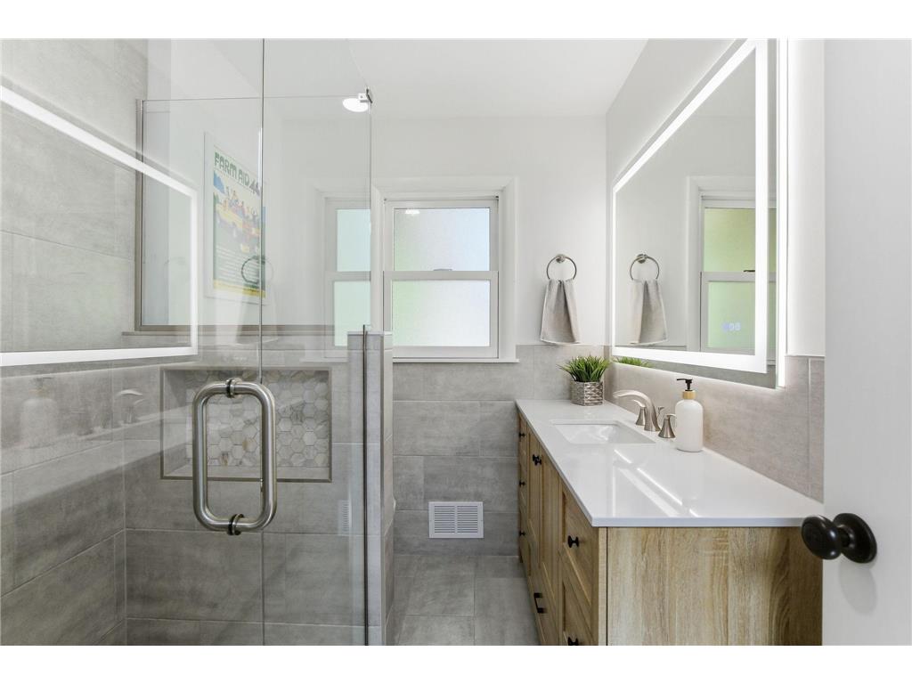 4001 Huntingdon Drive Minnetonka MN 55305 7083657 image34