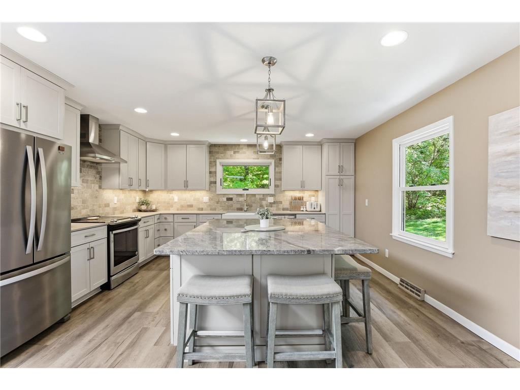 4001 Huntingdon Drive Minnetonka MN 55305 7083657 image9