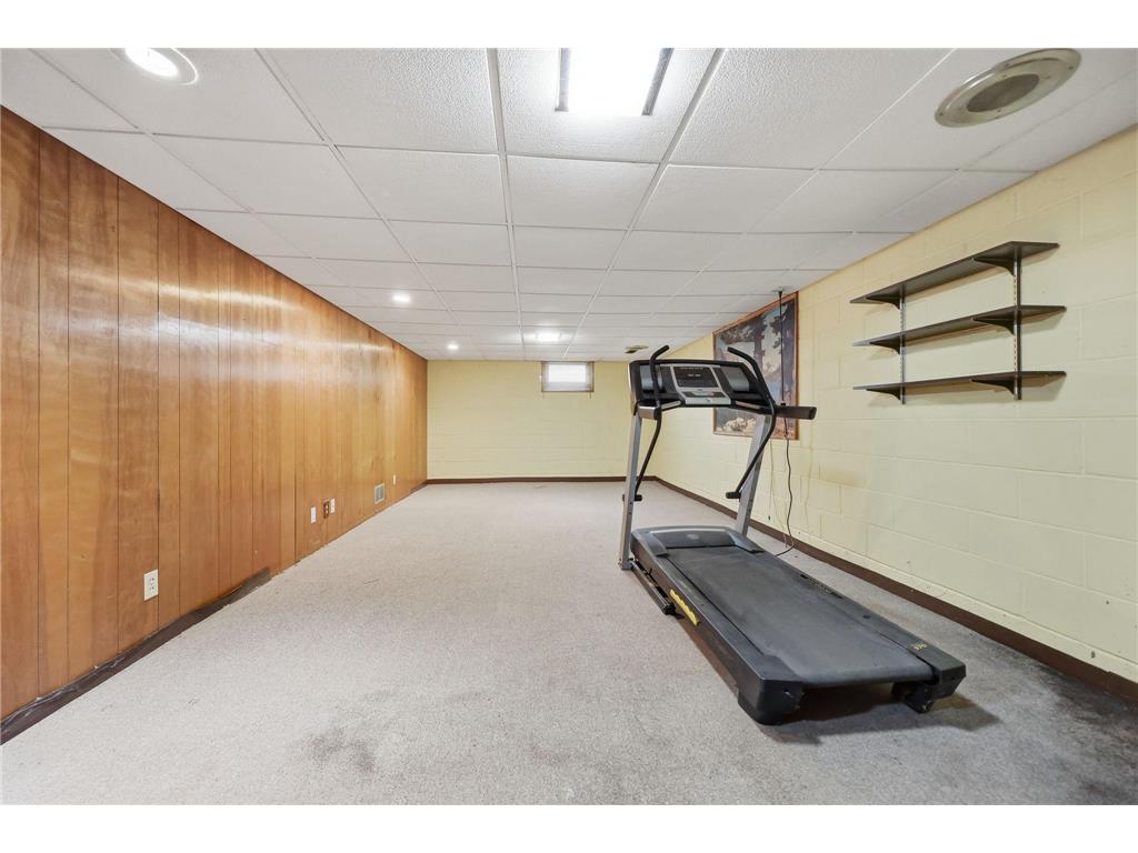4002 7th Avenue Anoka MN 55303 7089516 image31