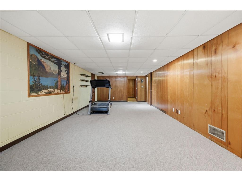 4002 7th Avenue Anoka MN 55303 7089516 image32