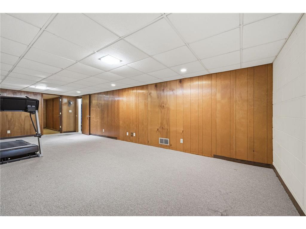 4002 7th Avenue Anoka MN 55303 7089516 image33
