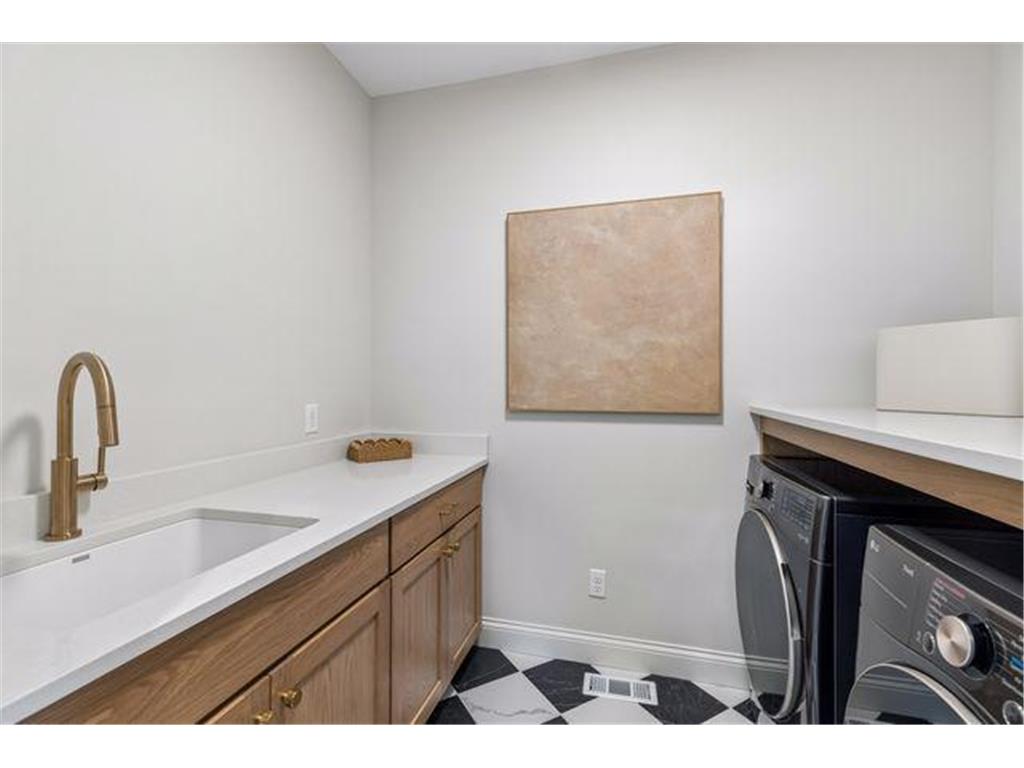 4003 Arbor Drive Woodbury MN 55129 7018315 image37