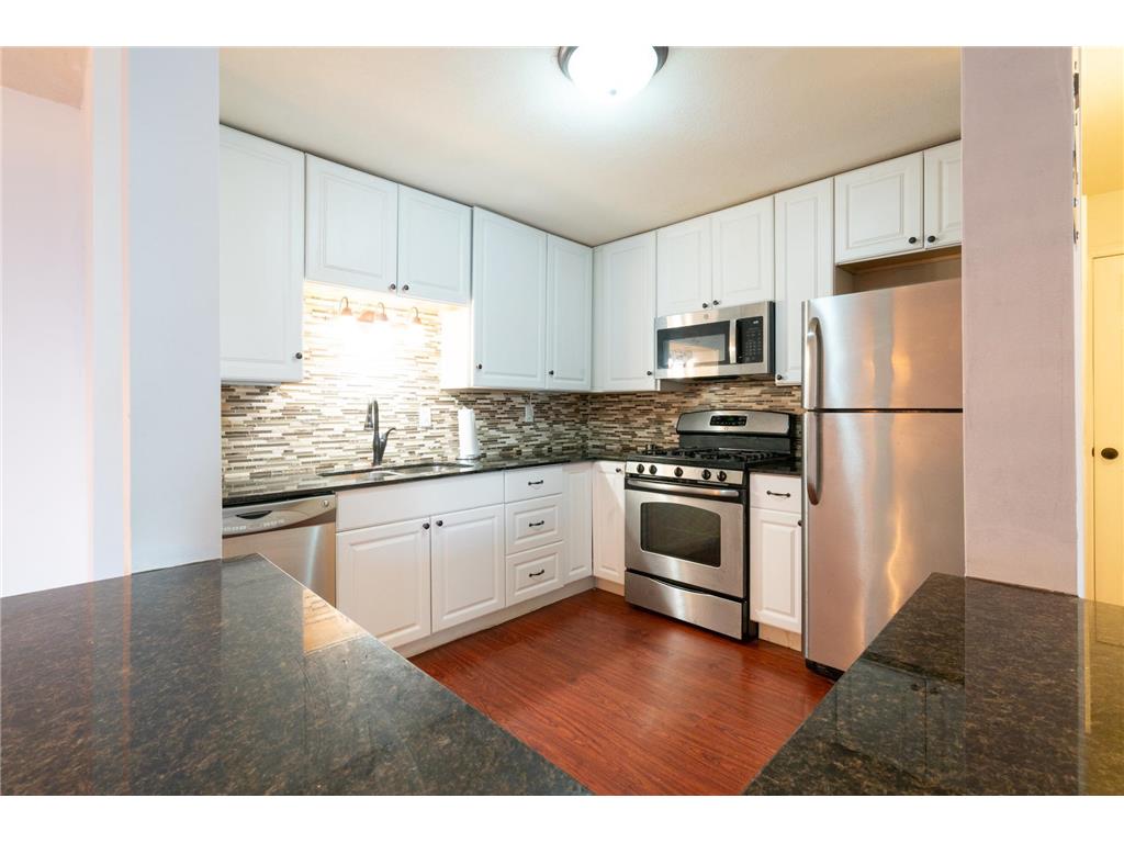 4003 Foss Road #103 Saint Anthony MN 55421 6620667 image1