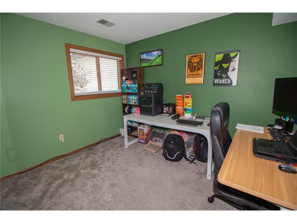 4004 Brookdale Circle N Brooklyn Park MN 55443 7038826 image10