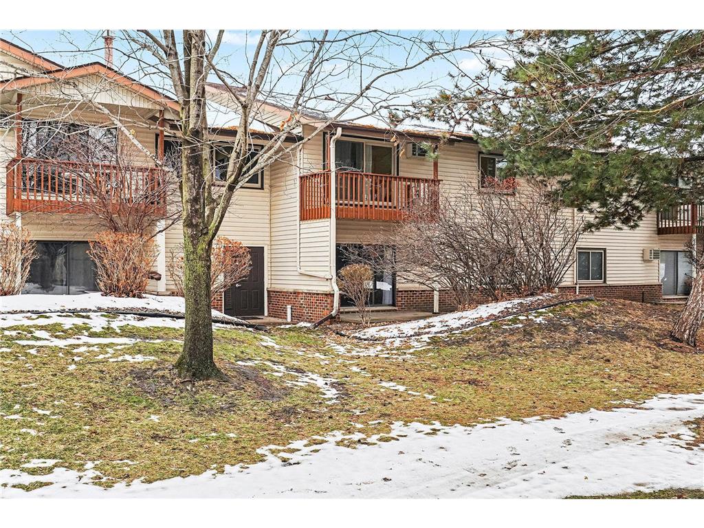 4004 Foss Road #101 Saint Anthony MN 55421 7001932 image1